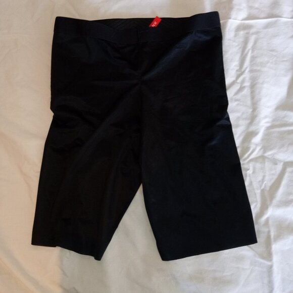 SPANX Thinstincts 2.0 Mid-Thigh Short Black XS - Picture 5 of 5
